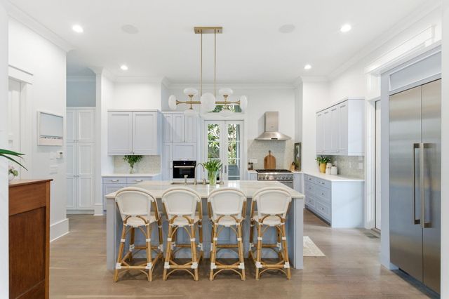27 Krier Lane, Mount Pleasant, SC 29464