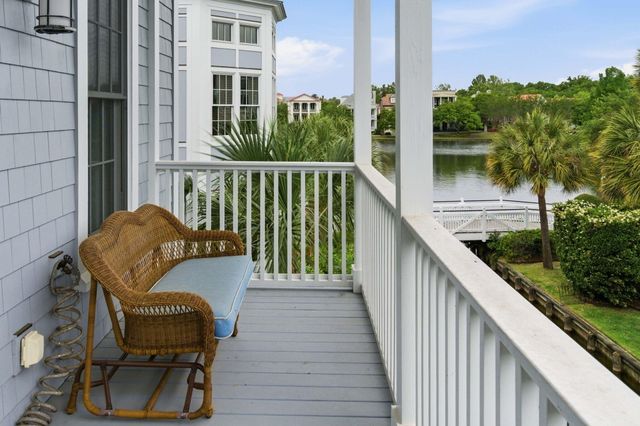 27 Krier Lane, Mount Pleasant, SC 29464