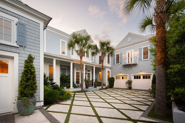 27 Krier Lane, Mount Pleasant, SC 29464