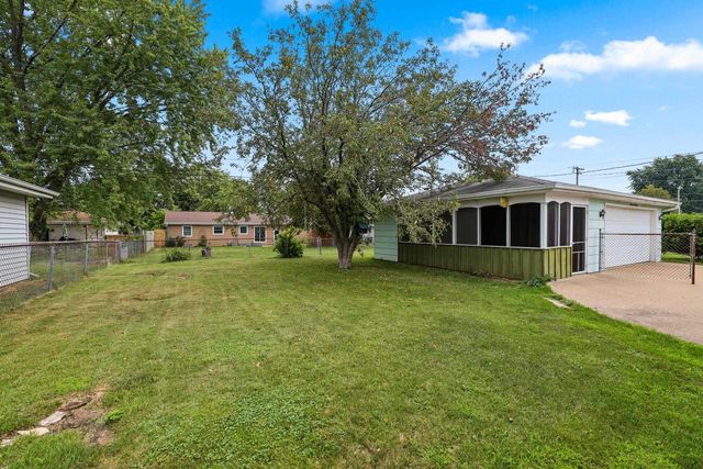1146 HONEYSUCKLE LANE, Neenah, WI 54956
