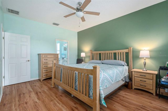 10602 BENEVA DRIVE, Tampa, FL 33647