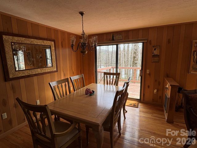 114 Lady Slipper Loop, Newland, NC 28657