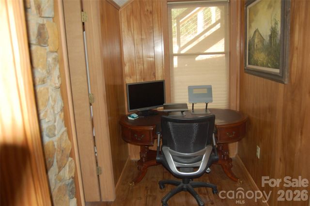 114 Lady Slipper Loop, Newland, NC 28657