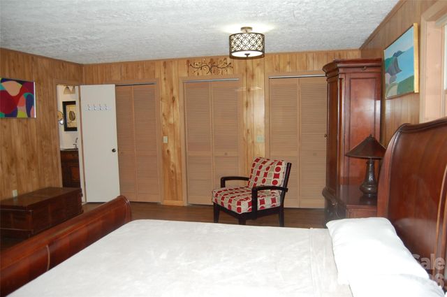 114 Lady Slipper Loop, Newland, NC 28657