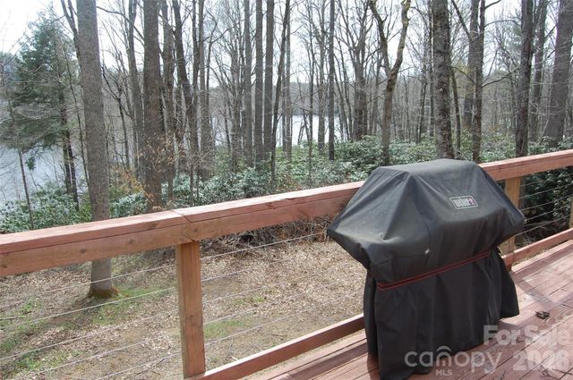 114 Lady Slipper Loop, Newland, NC 28657