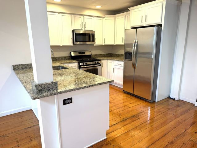 157 Beale Street 2, Quincy, MA 02170