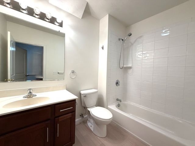 157 Beale Street 2, Quincy, MA 02170