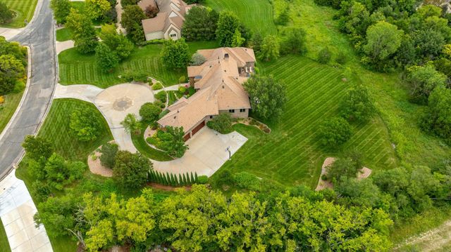 211 E Cedar Ridge Ct, Andover, KS 67002