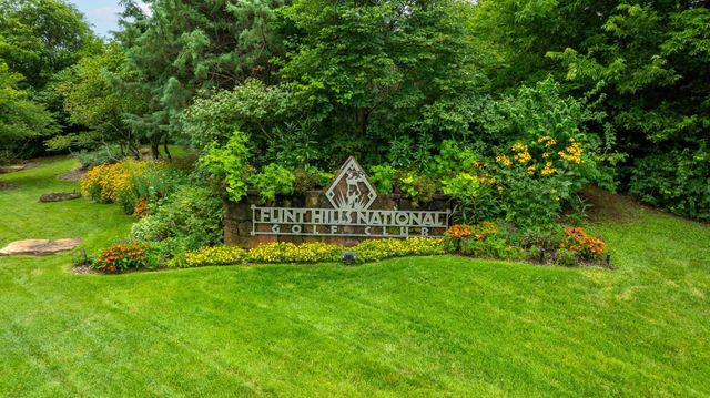 211 E Cedar Ridge Ct, Andover, KS 67002