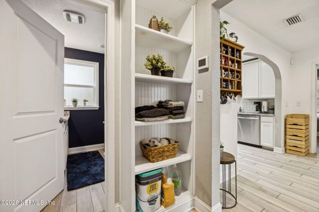 2846 CHEROKEE Circle W, Jacksonville, FL 32205