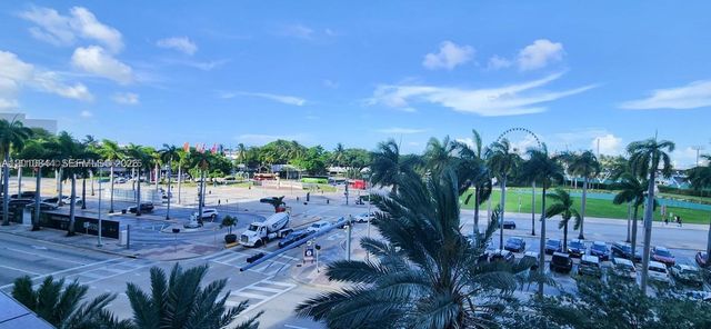 244 Biscayne Blvd 301, Miami, FL 33132
