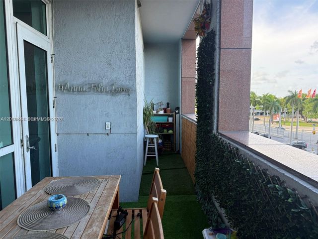 244 Biscayne Blvd 301, Miami, FL 33132