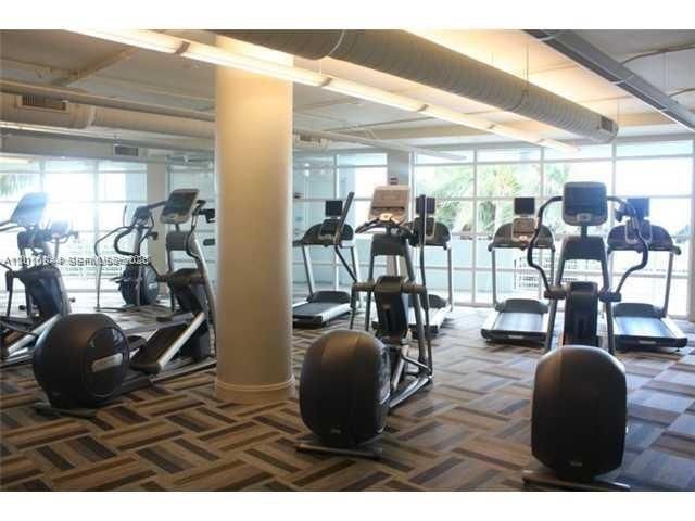 244 Biscayne Blvd 301, Miami, FL 33132
