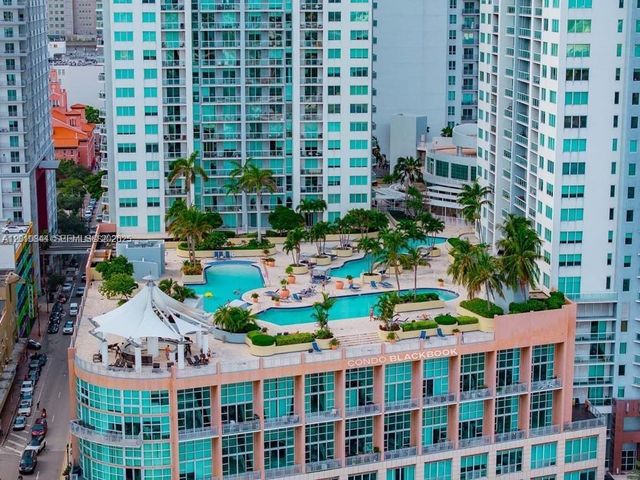 244 Biscayne Blvd 301, Miami, FL 33132