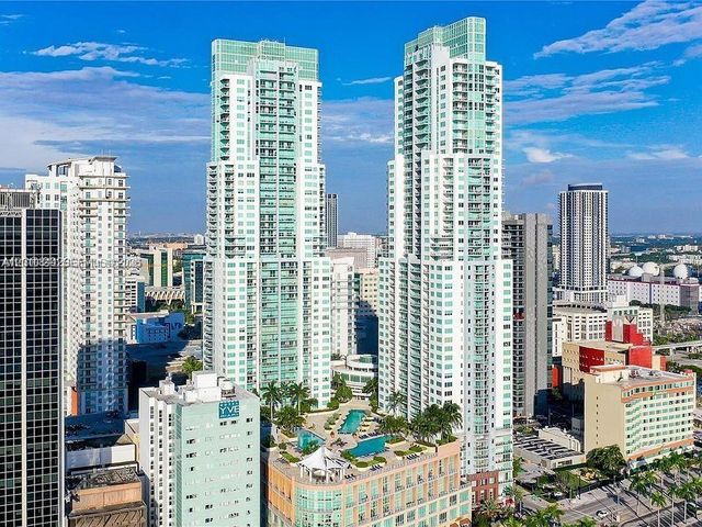 244 Biscayne Blvd 301, Miami, FL 33132