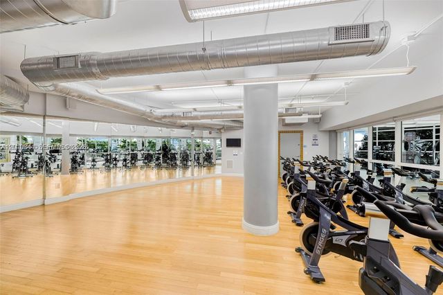 244 Biscayne Blvd 301, Miami, FL 33132