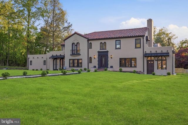 3 RIDGE AVE, Yardley, PA 19067