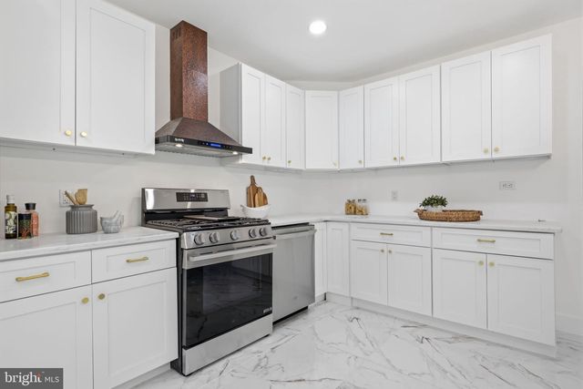 3 RIDGE AVE, Yardley, PA 19067