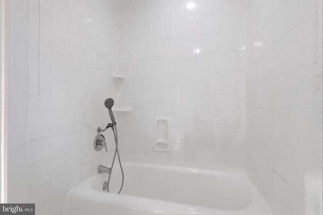 3 RIDGE AVE, Yardley, PA 19067