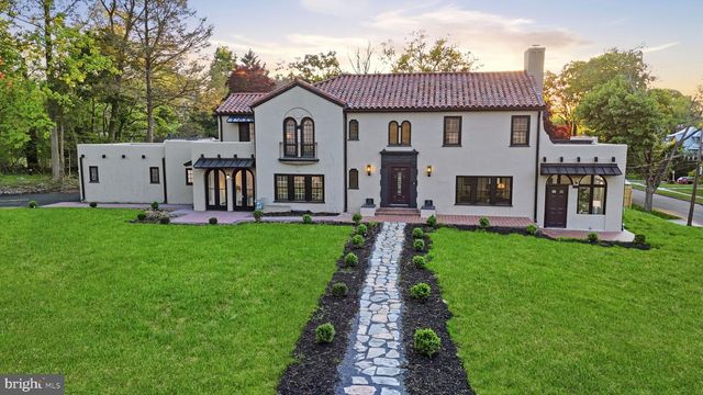 3 RIDGE AVE, Yardley, PA 19067