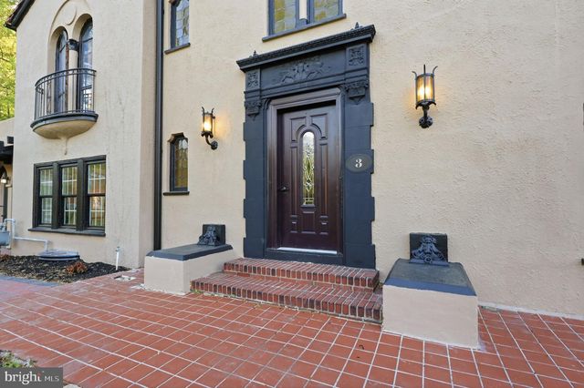 3 RIDGE AVE, Yardley, PA 19067
