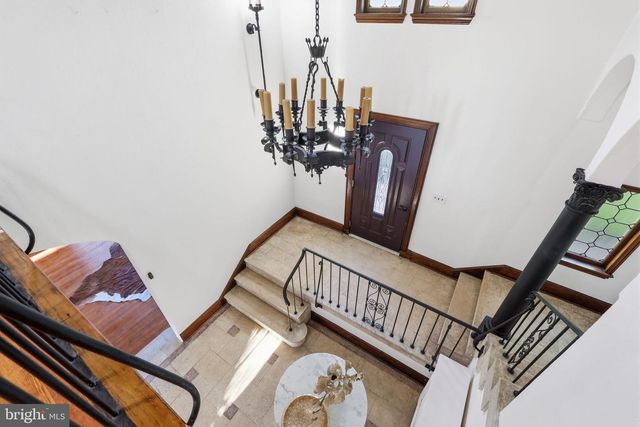 3 RIDGE AVE, Yardley, PA 19067