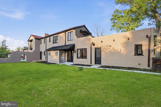 3 RIDGE AVE, Yardley, PA 19067