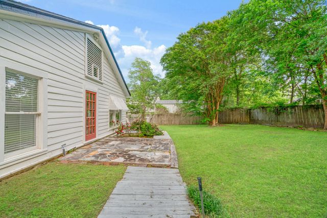 2240 Hubbard, Paris, TX 75460