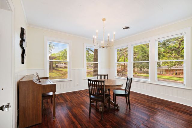 2240 Hubbard, Paris, TX 75460
