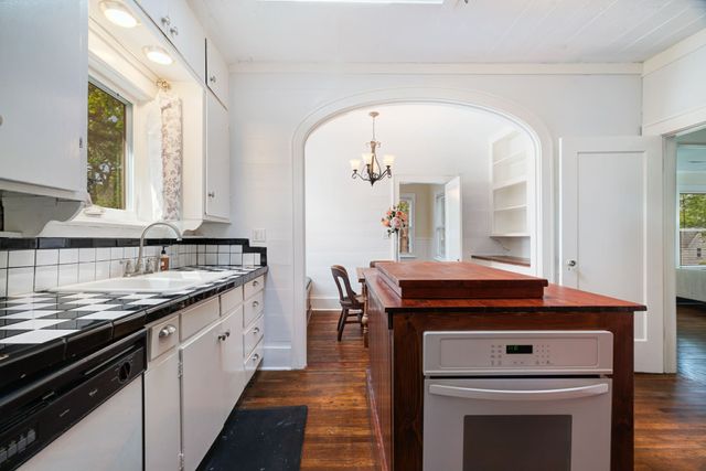 2240 Hubbard, Paris, TX 75460