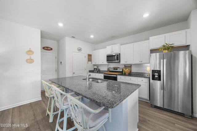 504 Airlie Vista Lane, Holly Ridge, NC 28445