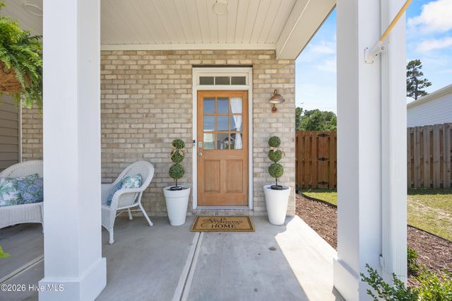 504 Airlie Vista Lane, Holly Ridge, NC 28445