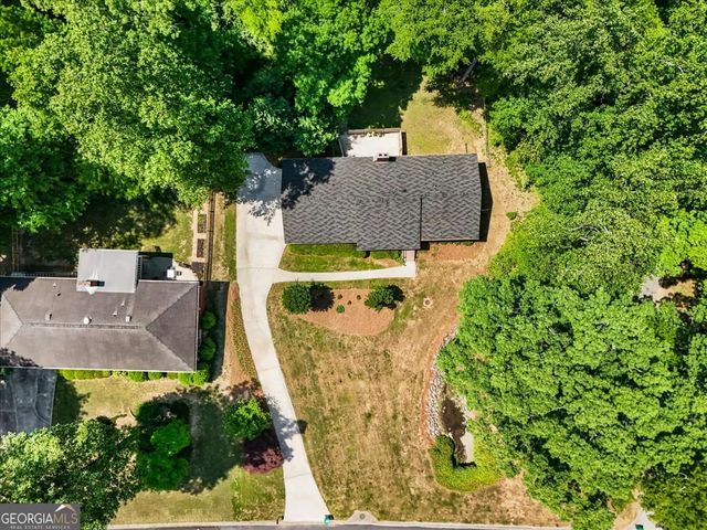 2266 Winding Woods Drive, Tucker, GA 30084