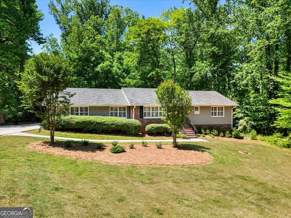 2266 Winding Woods Drive, Tucker, GA 30084