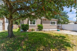 856 Little Bay AVE, Norfolk, VA 23503