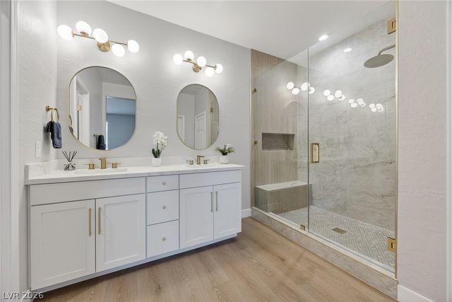 5713 Silver Cascade Avenue, Las Vegas, NV 89131