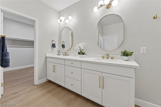 5713 Silver Cascade Avenue, Las Vegas, NV 89131