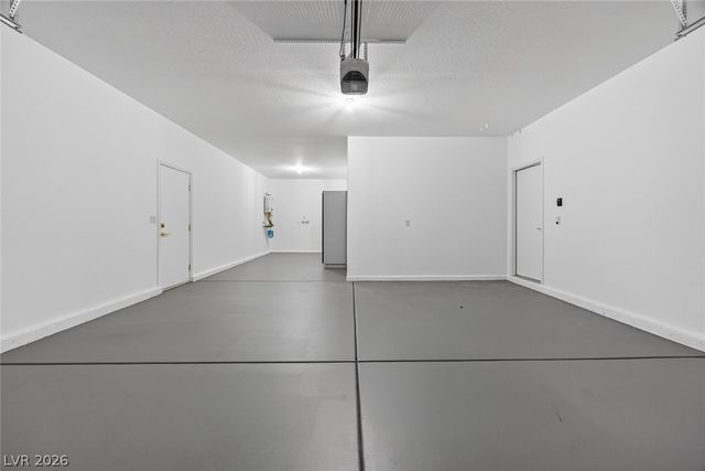 5713 Silver Cascade Avenue, Las Vegas, NV 89131