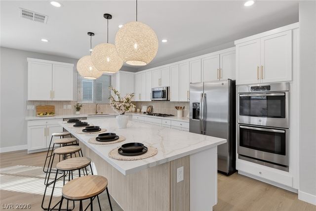 5713 Silver Cascade Avenue, Las Vegas, NV 89131