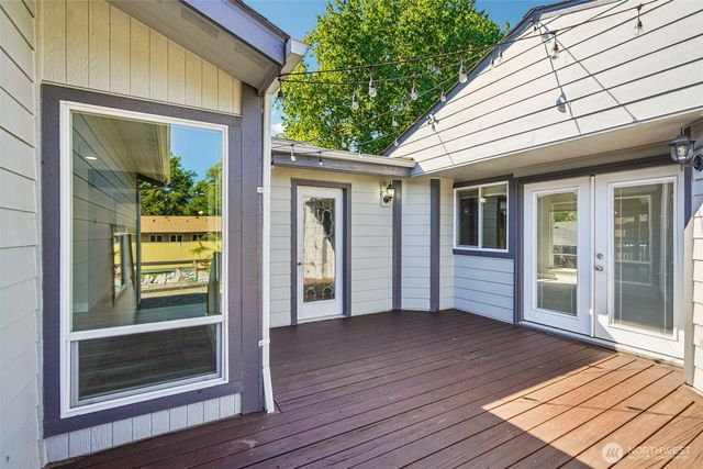 10214 NW 11th Avenue, Vancouver, WA 98685