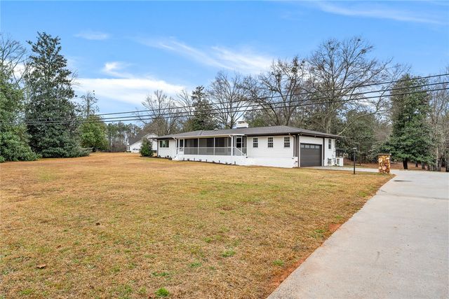2413 Six Mile Highway, Central, SC 29630