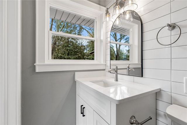 2413 Six Mile Highway, Central, SC 29630