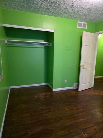 3355 E Deshler Avenue, Columbus, OH 43227