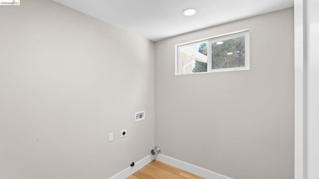 2831 Monroe St, Santa Clara, CA 95051