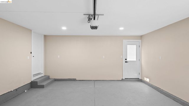 2831 Monroe St, Santa Clara, CA 95051