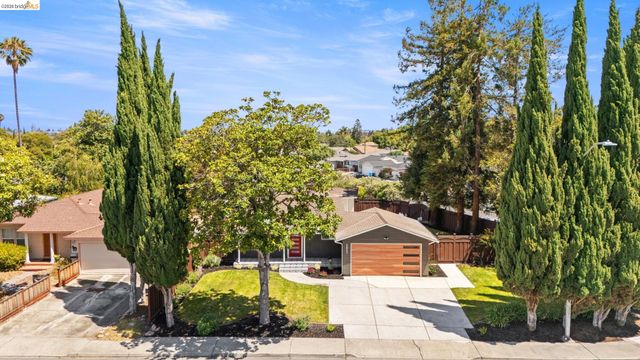 2831 Monroe St, Santa Clara, CA 95051