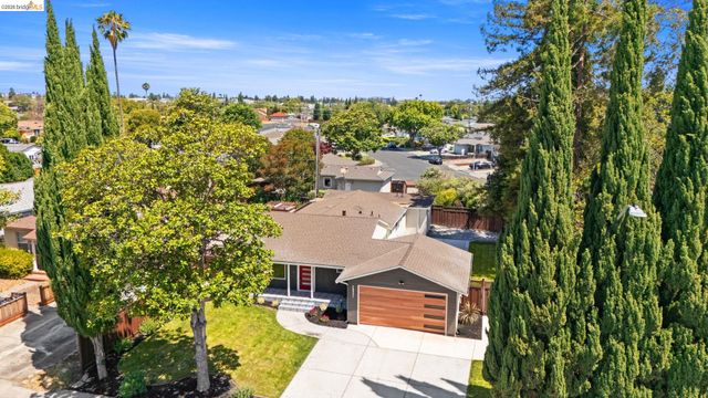 2831 Monroe St, Santa Clara, CA 95051