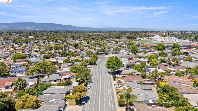2831 Monroe St, Santa Clara, CA 95051