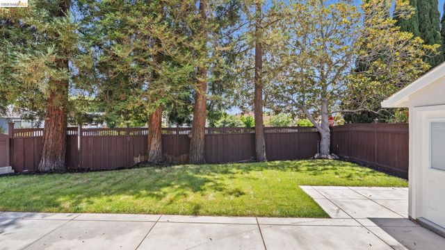 2831 Monroe St, Santa Clara, CA 95051