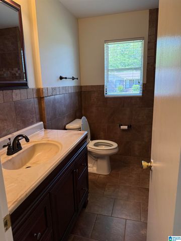6049 GWIN CIRCLE, Bessemer, AL 35023
